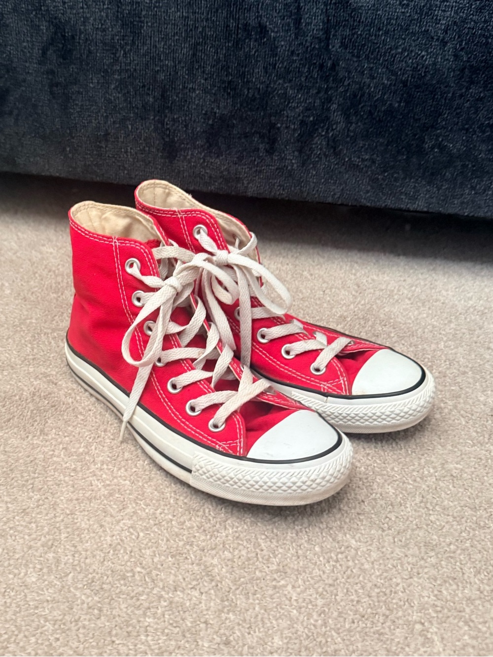 Converse Chuck Taylor All Star Red Hi Top Sneakers Size 6.5